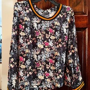 Patterned Long Sleeve Blouse